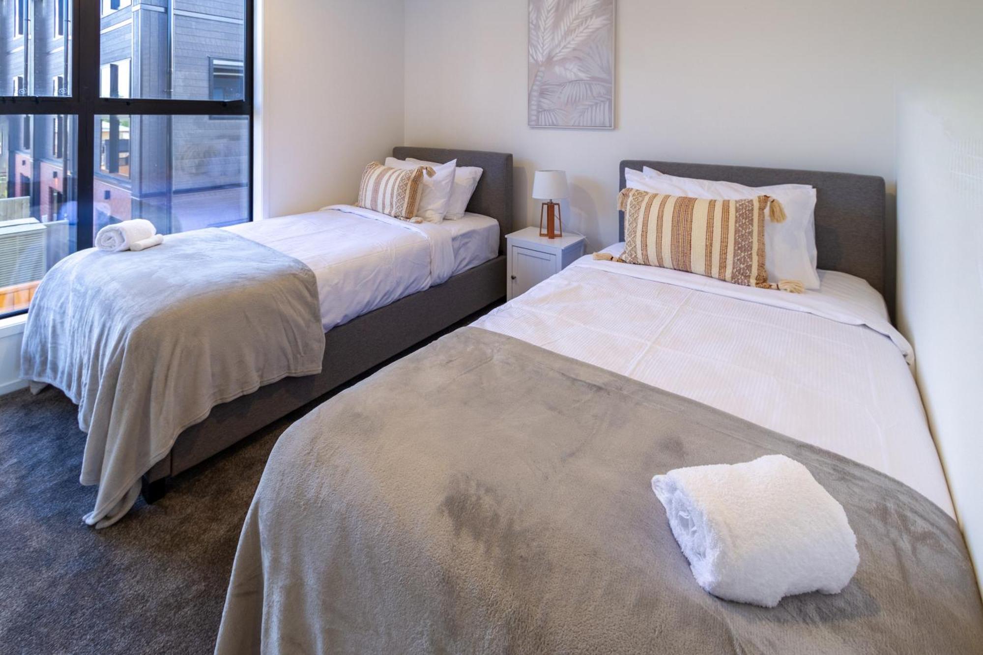 Chic 2-Bed Gem: Trust Arena Proximity - West Akl Lägenhet Auckland Exteriör bild