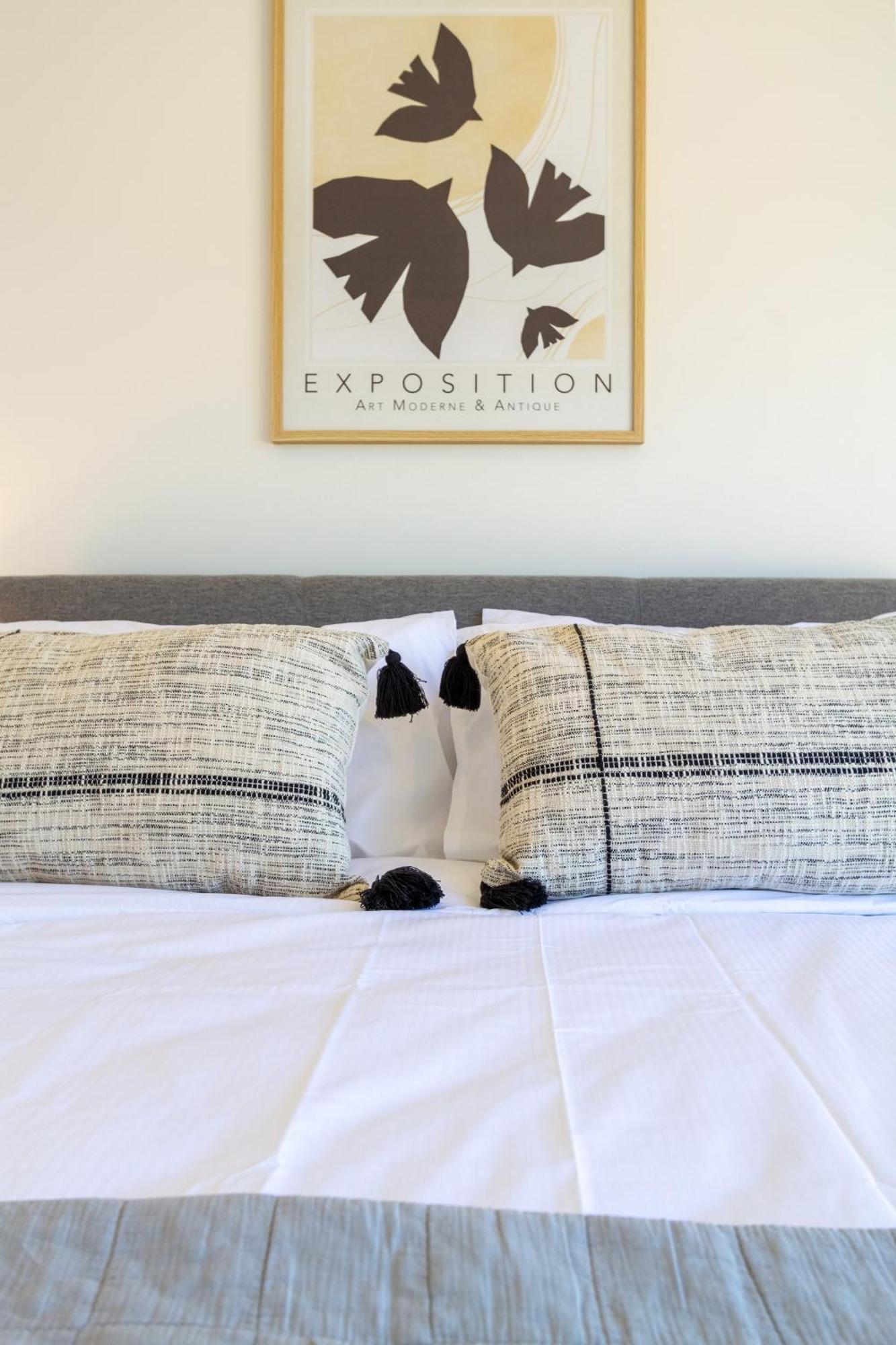 Chic 2-Bed Gem: Trust Arena Proximity - West Akl Lägenhet Auckland Exteriör bild