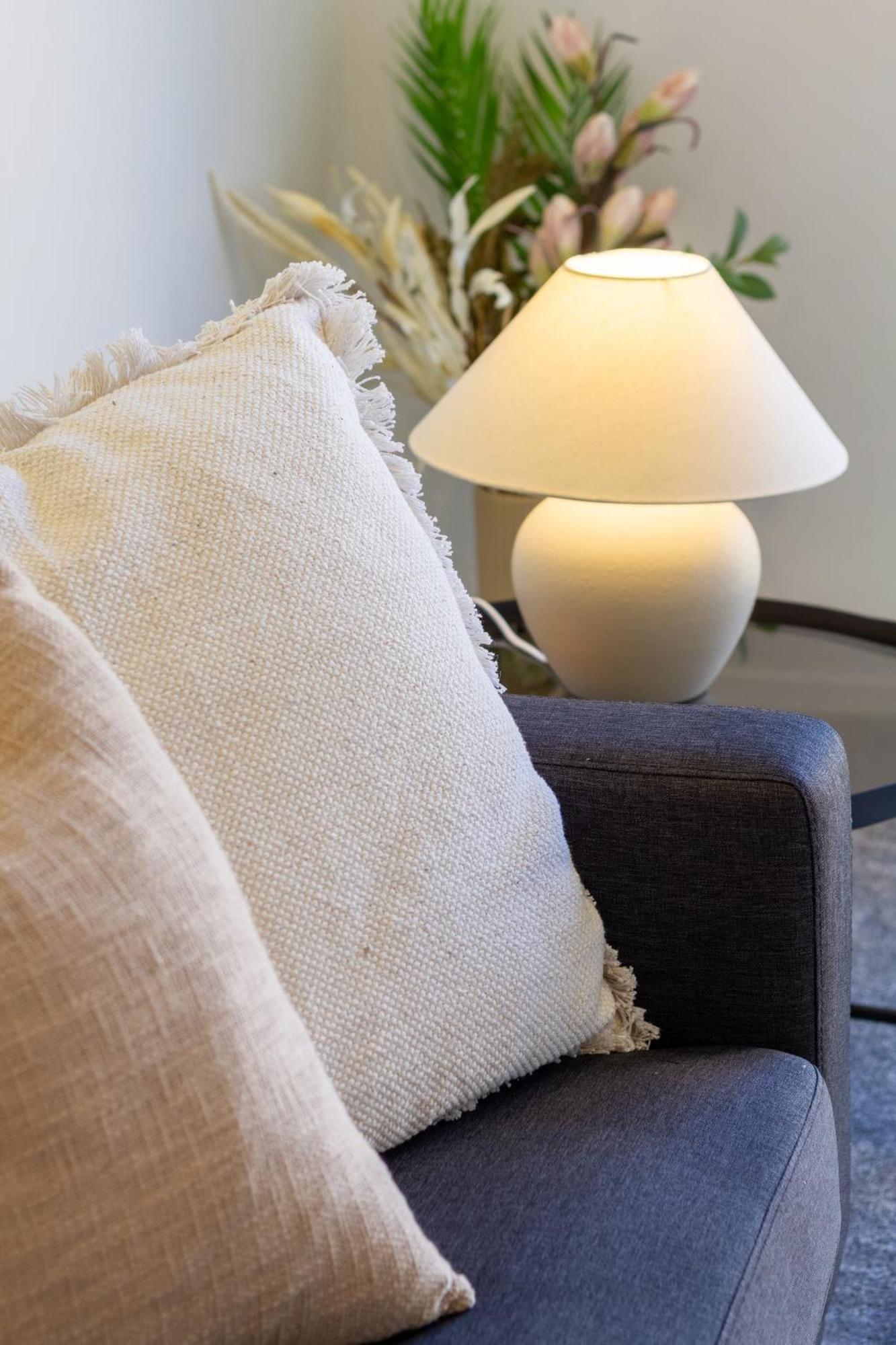 Chic 2-Bed Gem: Trust Arena Proximity - West Akl Lägenhet Auckland Exteriör bild